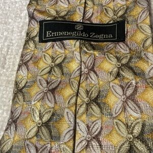 Ermenegildo Zegna Geometric Floral Tie in Yellow and Gold